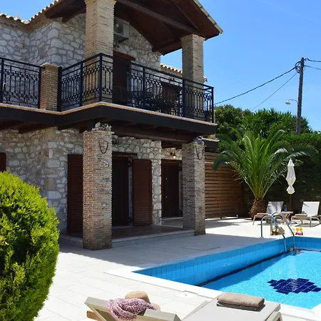 Villa George Stone