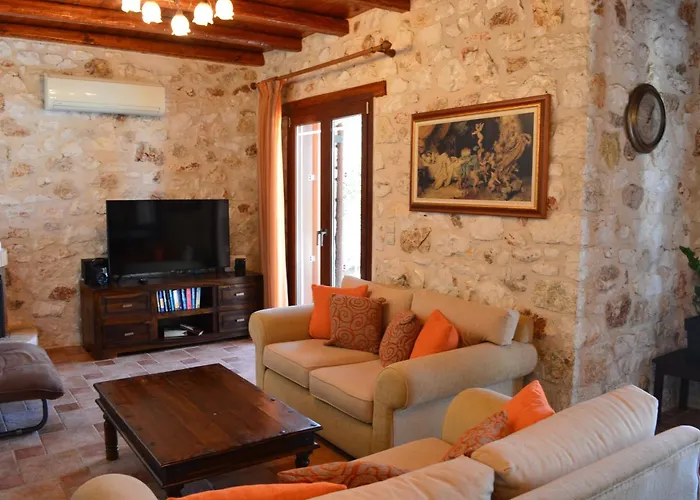 Villa George Stone