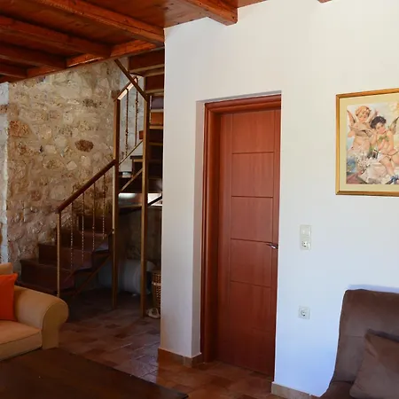 Villa George Stone *