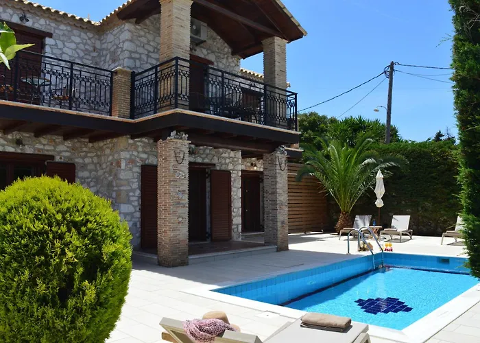 Villa George Stone